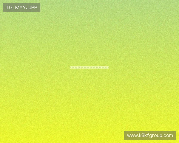 沙特足球迷深夜追看乌拉圭比赛展现对世界杯的热爱与激情